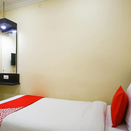 Madrasi Airport Hotel - Saibala Ченай Екстериор снимка
