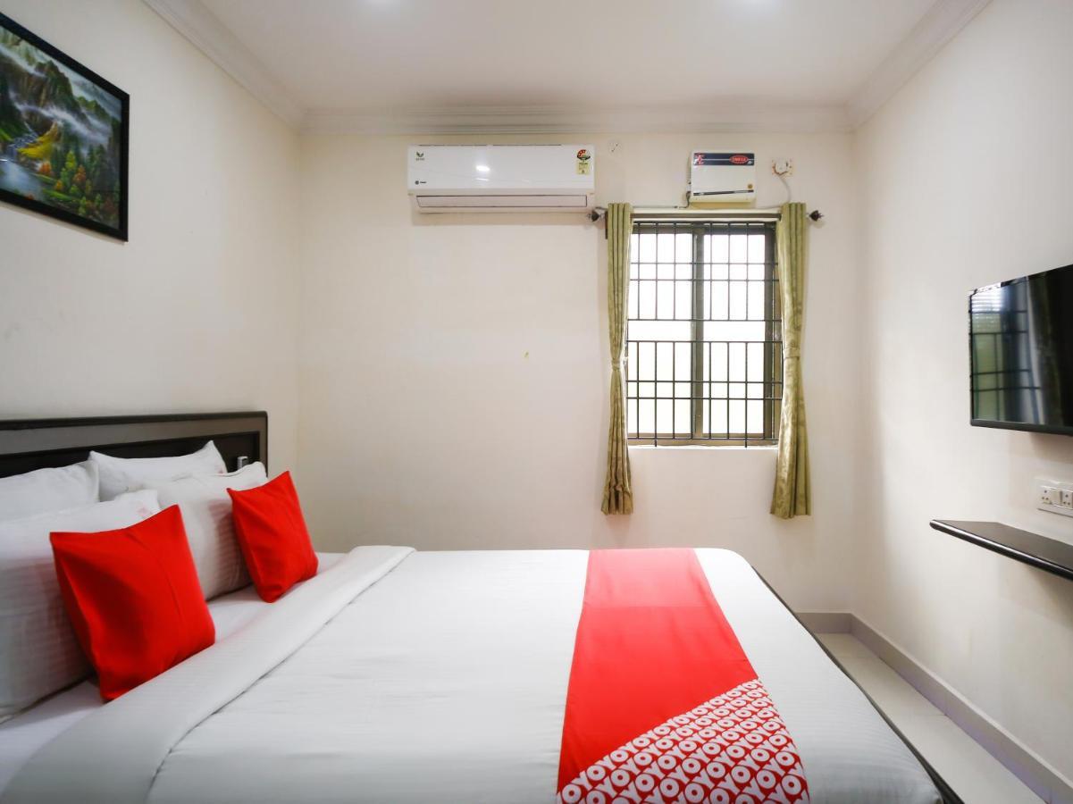 Madrasi Airport Hotel - Saibala Ченай Екстериор снимка
